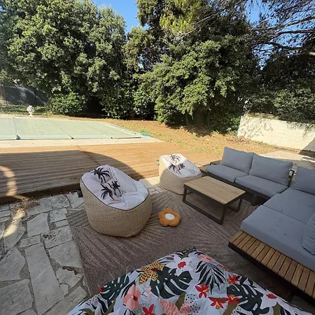 빌라 La Parenthese Provencale D Avignon Villeneuve-lès-Avignon